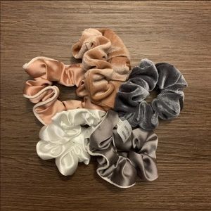 Urban Outfitters Scrunchies